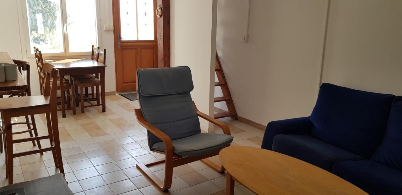 Petite Maison Refaite A Neuf Dans Mas Du 19Eme Siecle Αρλ Εξωτερικό φωτογραφία